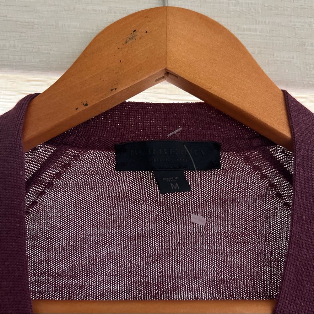Burberry Sweater - Picture 5 of 9